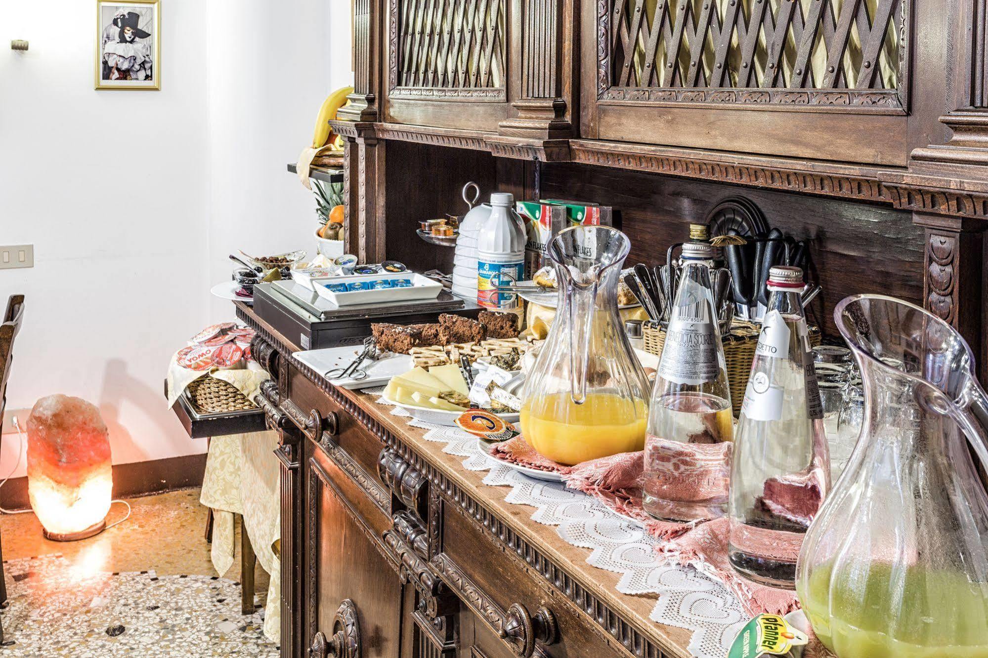 Locanda Bareteri Венеция Экстерьер фото